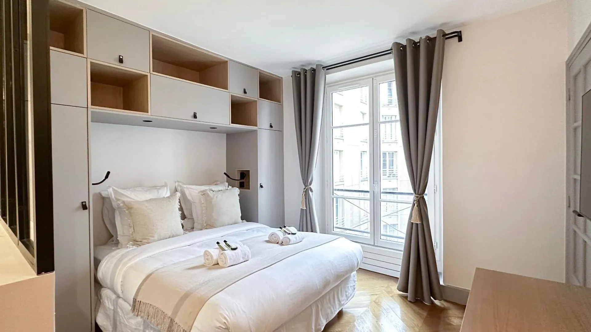 Saint-Germain-Des-Pres Sumptuous Apartment Párizs